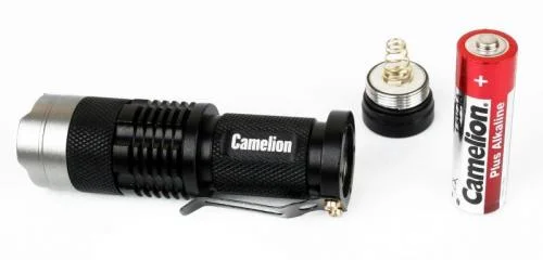 Фото фонарь led5135 (led xpe zoom 3 реж 1хlr6 алюм. блистер черн.) camelion 12915 Camelion фото 12